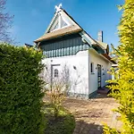 Mueggenburger Weg 42 - Petersens Kate * Zingst