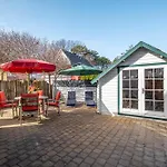 Mueggenburger Weg 42 - Petersens Kate * Zingst